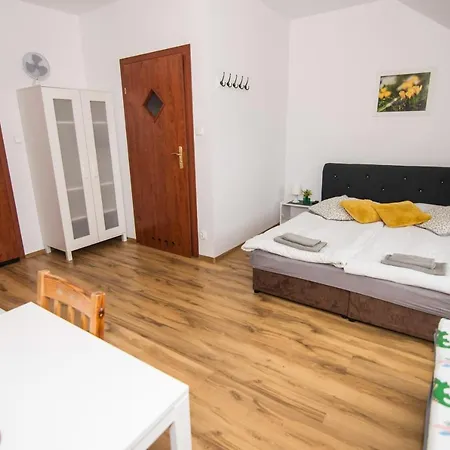 Çiftlik konaklama Apikraina Dziwiszow