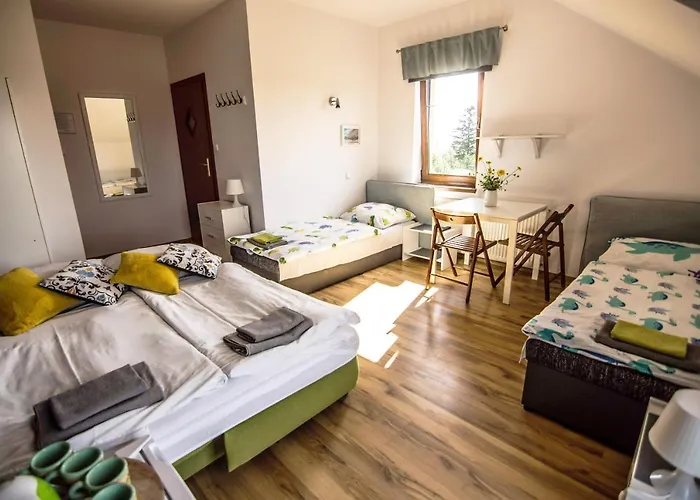 مزرعة للإقامة Apikraina Dziwiszow