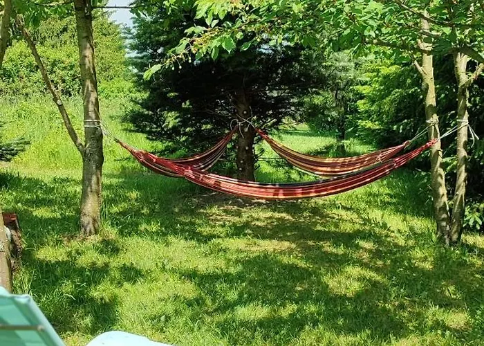 مزرعة للإقامة Apikraina